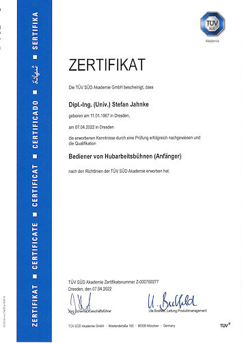 Bediener Hubarbeitsb&uuml;hnen T&Uuml;V